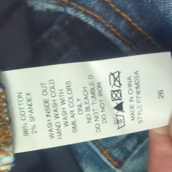 MATERNITY ~ Ripped Skinny Jeans ~ NWOT - Picture 5 of 9